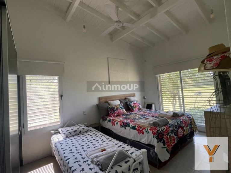 Casa en Venta en San Miguel del Monte, Buenos Aires Interior - USD 239.000 | Inmoup - 29