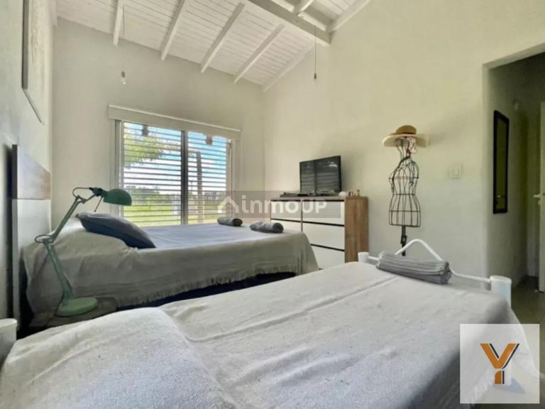 Casa en Venta en San Miguel del Monte, Buenos Aires Interior - USD 239.000 | Inmoup - 9