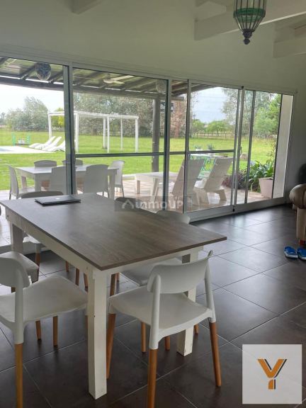 Casa en Venta en San Miguel del Monte, Buenos Aires Interior - USD 239.000 | Inmoup - 40