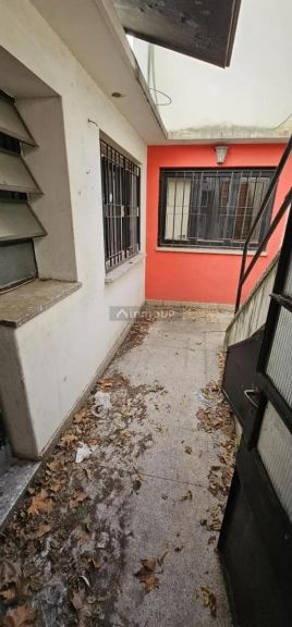 Casa en Venta en Tres de Febrero, G.B.A. Zona Oeste