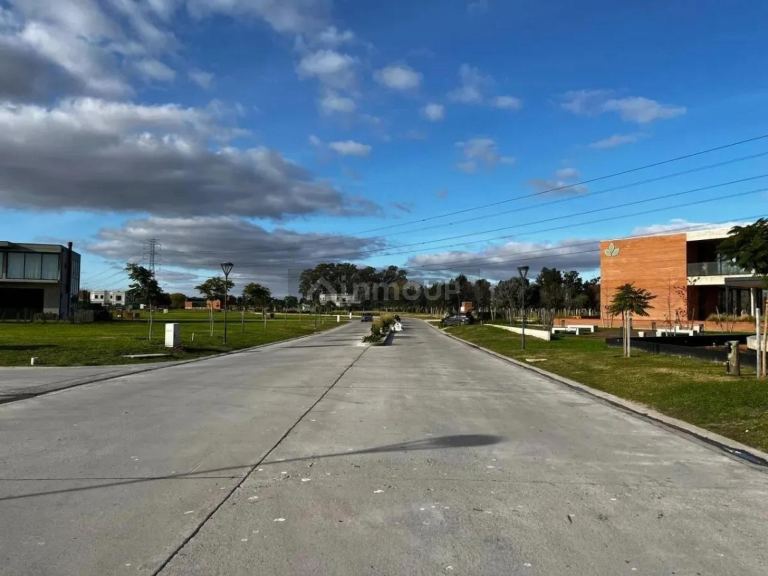 Terreno en Venta en Esteban Echeverria, G.B.A. Zona Sur