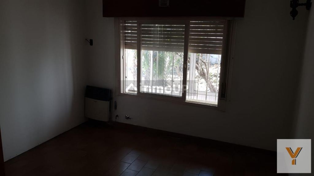 P H en Venta en Lomas de Zamora, G.B.A. Zona Sur