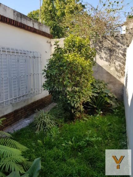 P H en Venta en Lomas de Zamora, G.B.A. Zona Sur