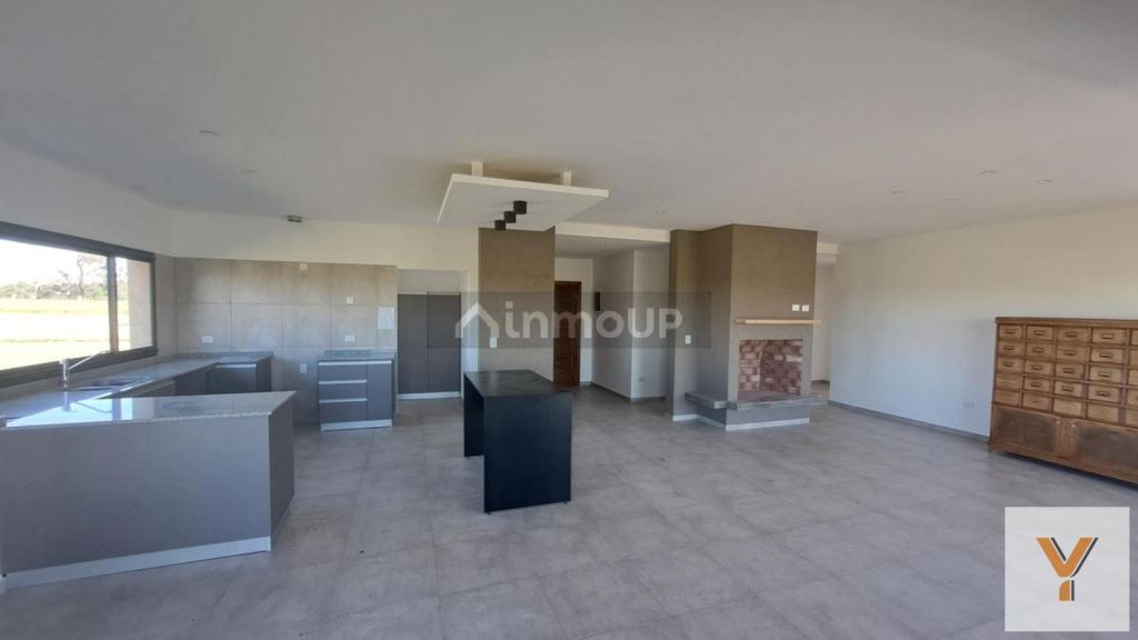 Casa en Venta en Pinamar, Buenos Aires Costa Atlantica
