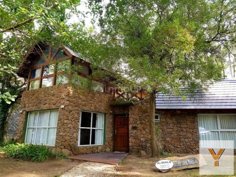 Casa en Alquiler Temporario en Cariló, Buenos Aires Costa Atlantica