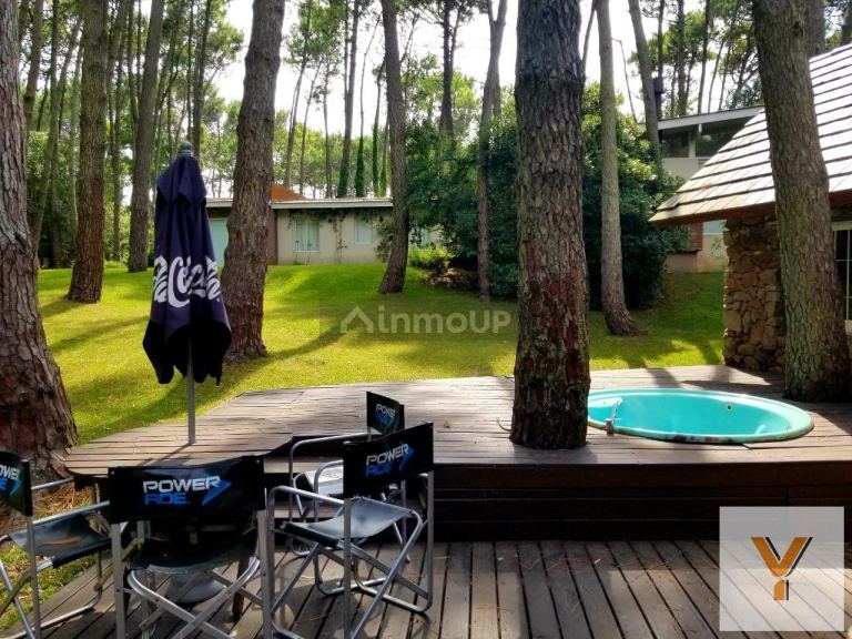 Casa en Alquiler Temporario en Cariló, Buenos Aires Costa Atlantica