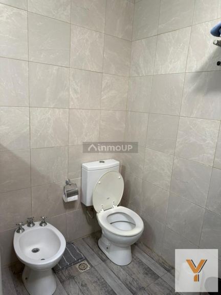 P H en Venta en Moron, G.B.A. Zona Oeste