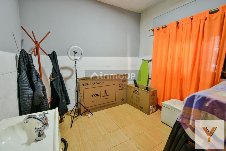 P H en Venta en Moron, G.B.A. Zona Oeste