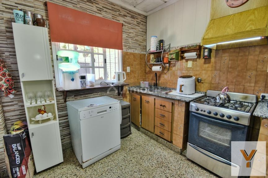 P H en Venta en Moron, G.B.A. Zona Oeste
