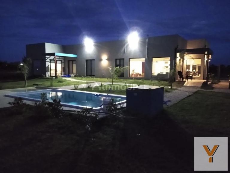 Casa en Venta en Coronel Brandsen, Buenos Aires Interior