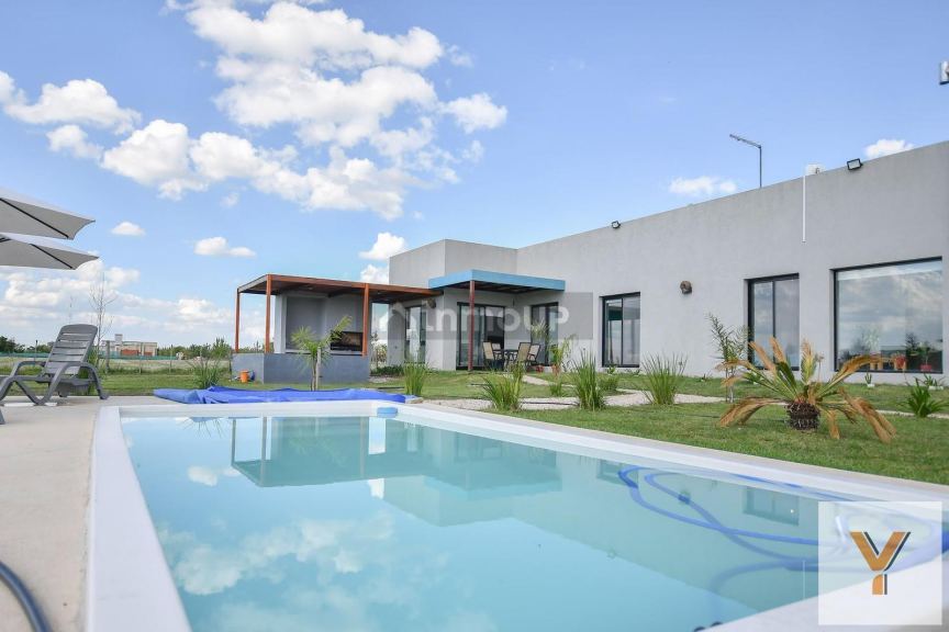 Casa en Venta en Coronel Brandsen, Buenos Aires Interior