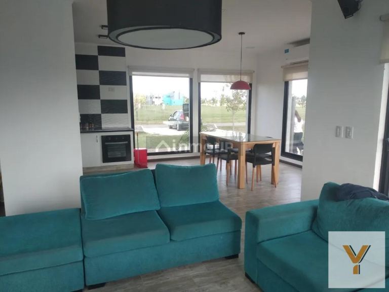 Casa en Venta en Coronel Brandsen, Buenos Aires Interior