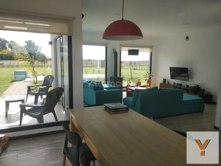 Casa en Venta en Coronel Brandsen, Buenos Aires Interior