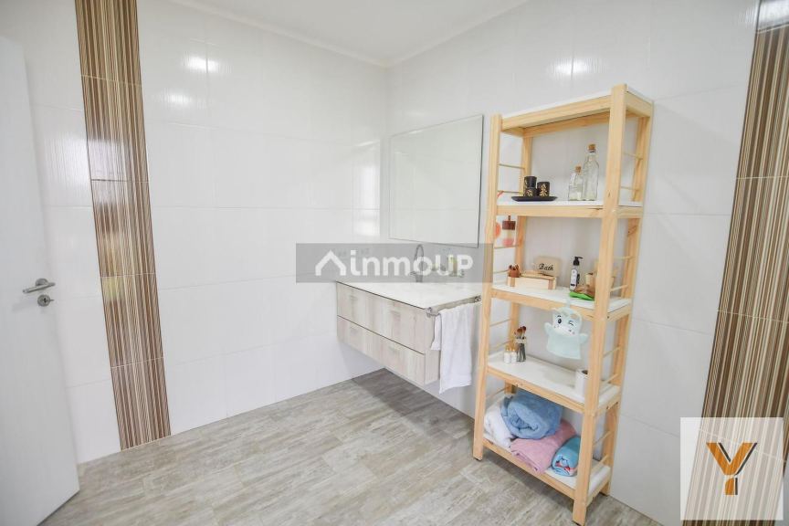 Casa en Venta en Coronel Brandsen, Buenos Aires Interior