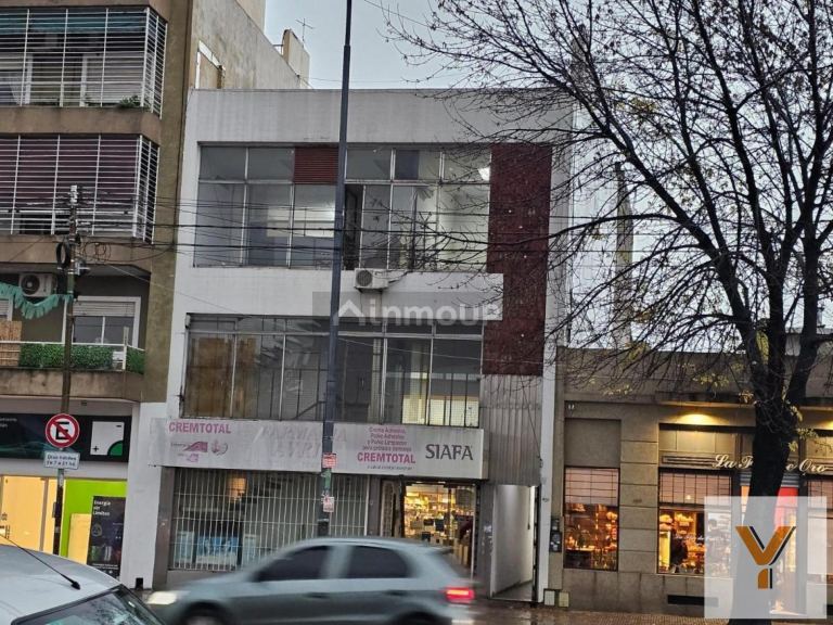 Oficina en Alquiler en Mataderos, Capital Federal