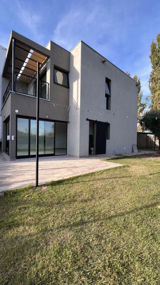 Casa en Venta en Lujan de Cuyo, Mendoza