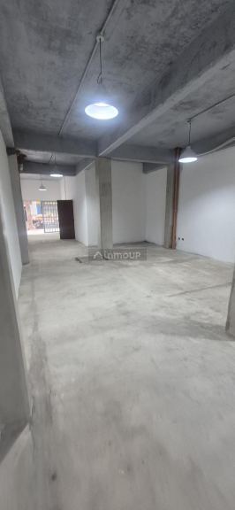 Local Comercial en Alquiler en Rosario, Santa Fe - $ 1.180.000 | Inmoup - 11