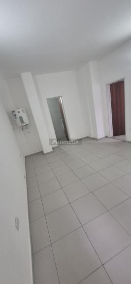 Local Comercial en Alquiler en Rosario, Santa Fe - $ 1.180.000 | Inmoup - 6