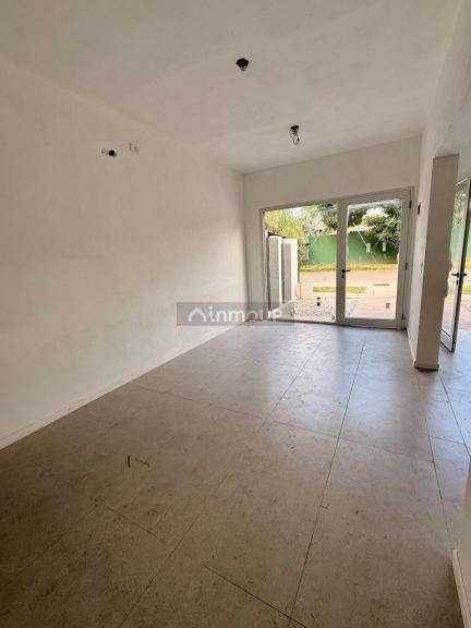 Local Comercial en Alquiler en Funes, Santa Fe