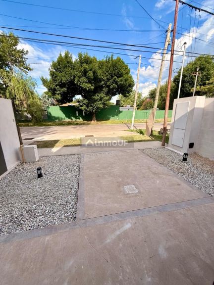 Local Comercial en Alquiler en Funes, Santa Fe