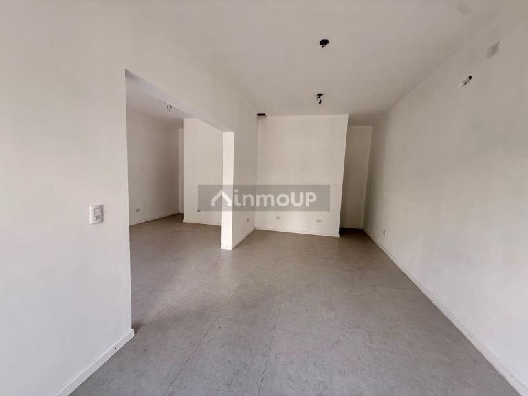 Local Comercial en Alquiler en Funes, Santa Fe