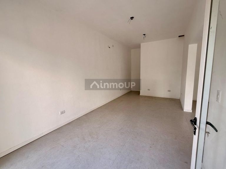 Local Comercial en Alquiler en Funes, Santa Fe