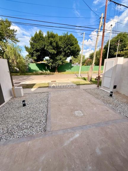 Local Comercial en Alquiler en Funes, Santa Fe