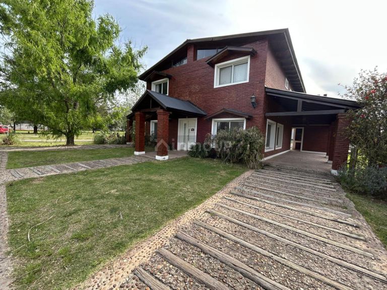 Casa en Venta en Roldán, Santa Fe