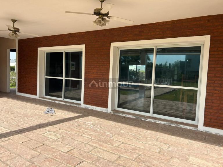 Casa en Venta en Roldán, Santa Fe
