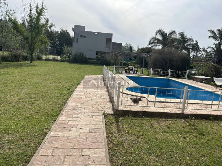 Casa en Venta en Roldán, Santa Fe
