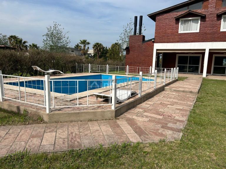 Casa en Venta en Roldán, Santa Fe