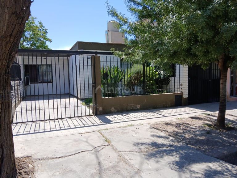 Casa en Venta en Las Heras, Mendoza