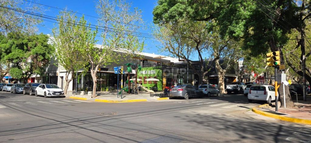 Local Comercial en Venta en Capital, Mendoza