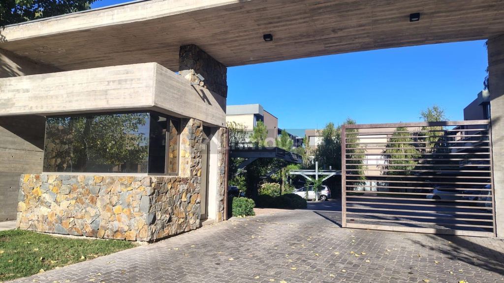 Departamento en Venta en Maipu, Mendoza