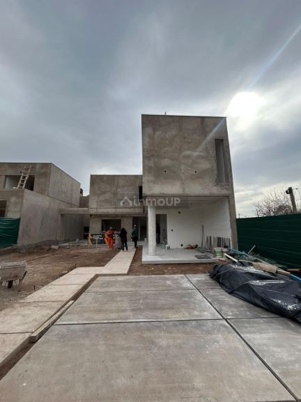 Casa en Venta en Godoy Cruz, Mendoza - USD 286.000 | Inmoup - 15