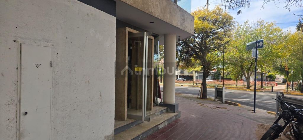 Local Comercial en Alquiler en Capital, Mendoza