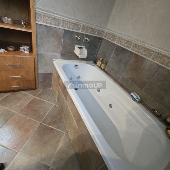 Casa en Venta en Rivadavia, Mendoza