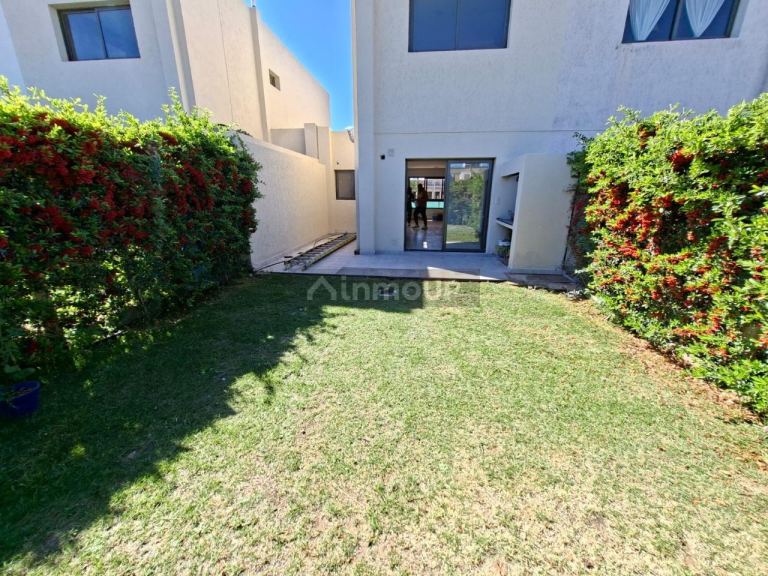 Duplex en Venta en Maipu, Mendoza