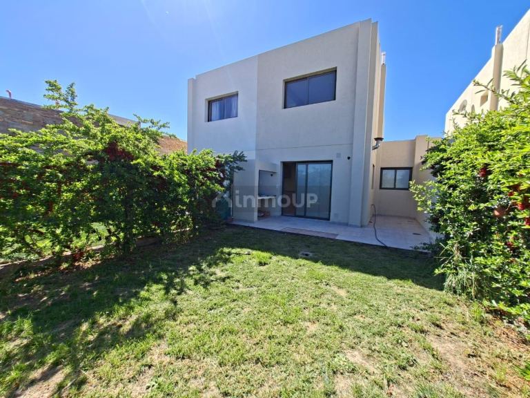 Duplex en Venta en Maipu, Mendoza