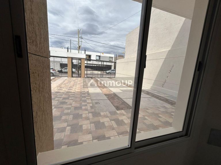 Departamento en Venta en Maipu, Mendoza