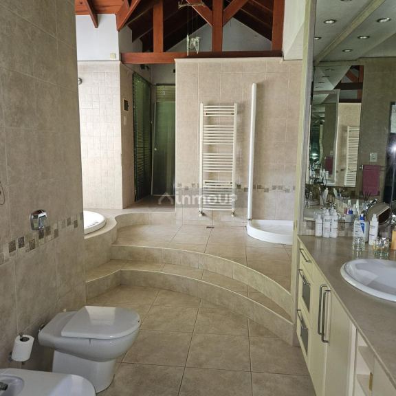 Casa en Venta en Funes, Santa Fe