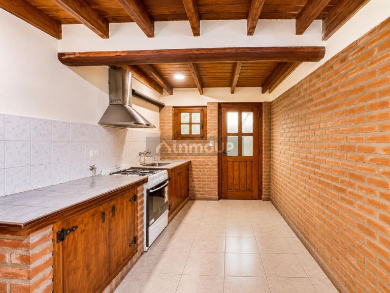 Casa en Venta en Mar del Plata, Buenos Aires Costa Atlantica - USD 180.000 | Inmoup - 6