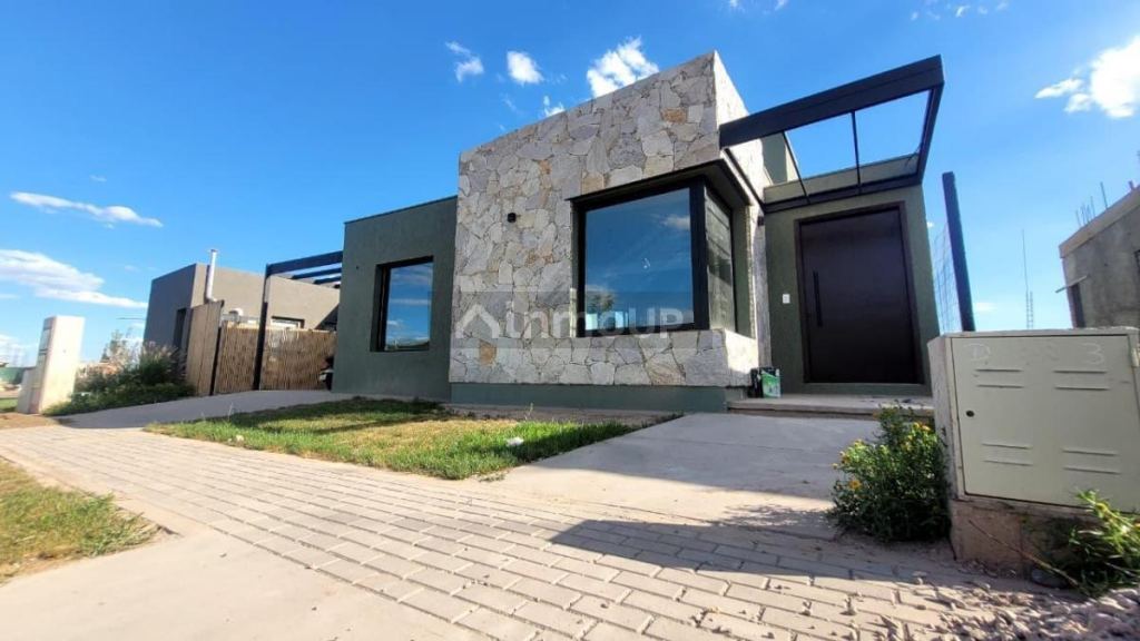 Casa en Venta en Maipu, Mendoza