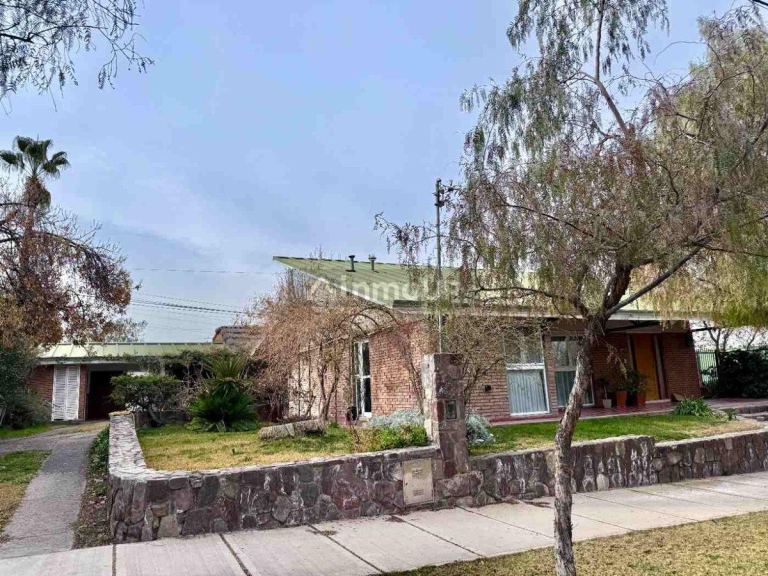 Casa en Venta en Capital, Mendoza