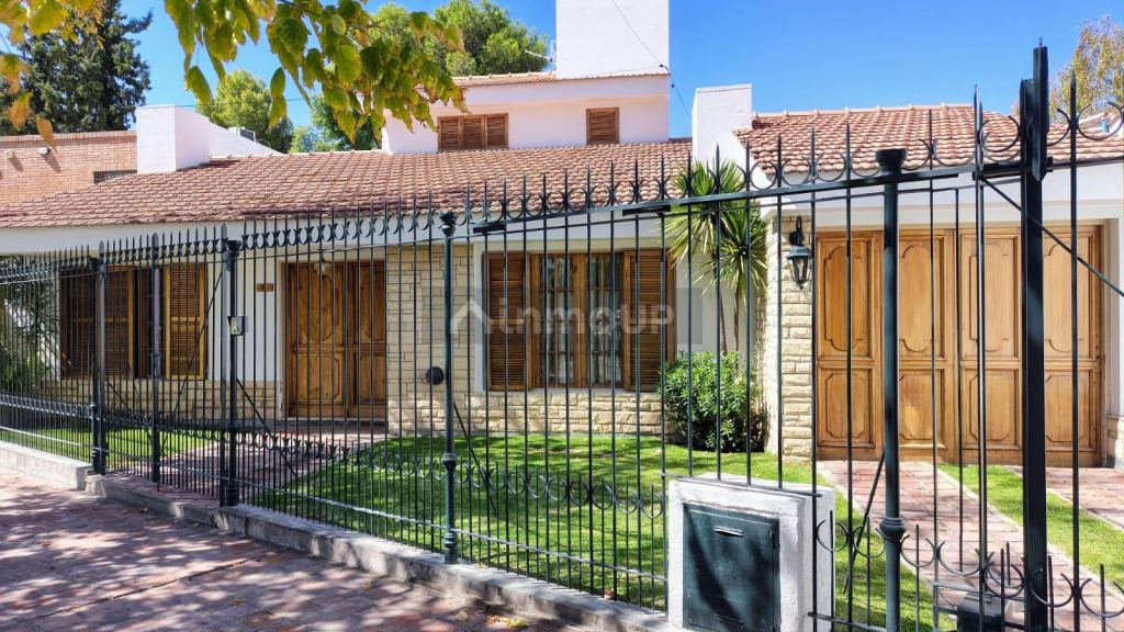 Casa en Venta en Godoy Cruz, Mendoza