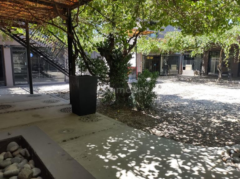 Local Comercial en Alquiler en Maipu, Mendoza