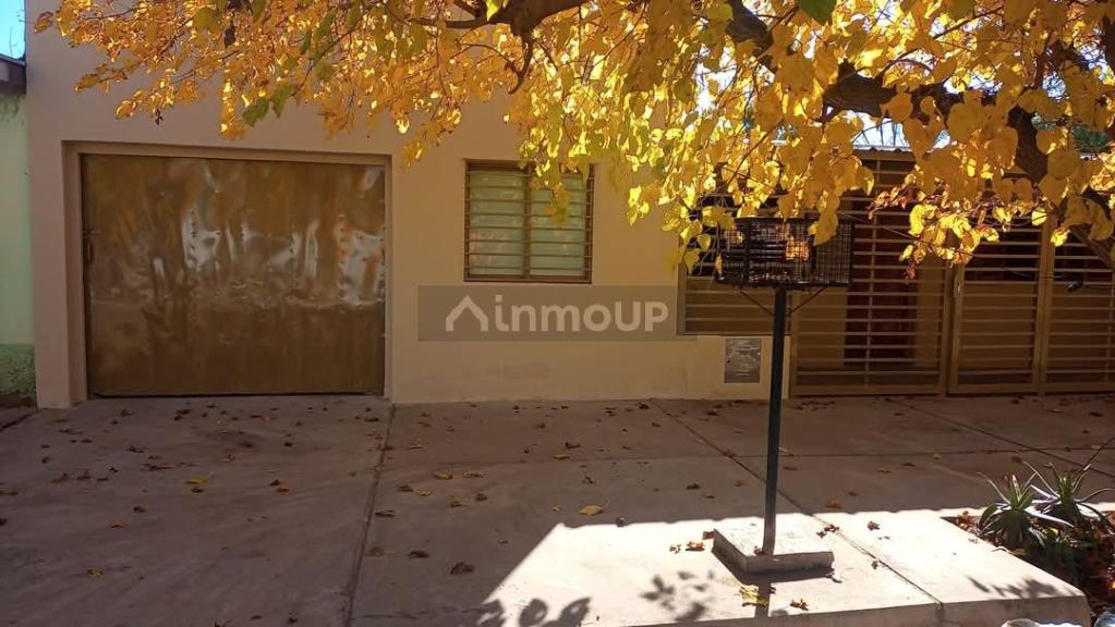 Casa en Venta en La Paz, Mendoza