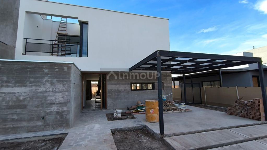 Casa en Alquiler en Lujan de Cuyo, Mendoza