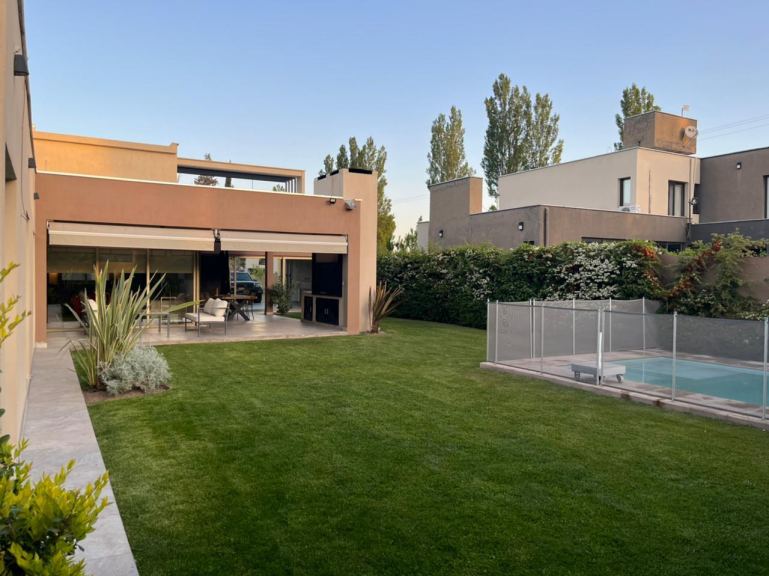 Casa en Venta en Lujan de Cuyo, Mendoza