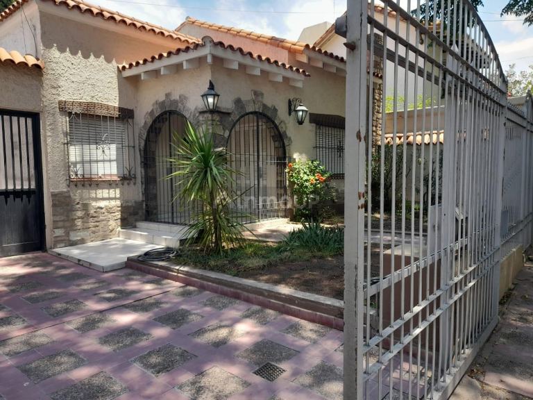 Casa en Alquiler en Capital, Mendoza